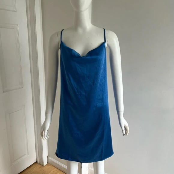 NWT Francesca’s Kenzie Slip Mini Dress Satin Bright Blue Size XL - Picture 4 of 10